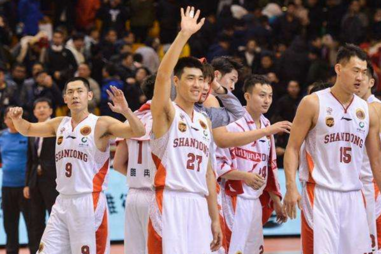 包含山东男篮内部会议纪要流出：今晚豪取连胜，西甲使命明确，更衣室氛围转暖的词条